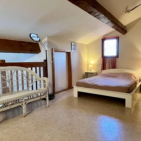 Apartment 2 Pieces Mezzanine 4 Couchages Sur Ar210-015 *